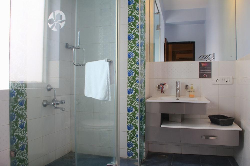 Orchid Suites - A Boutique Hotel Bangalore Off Residency Road Exterior foto